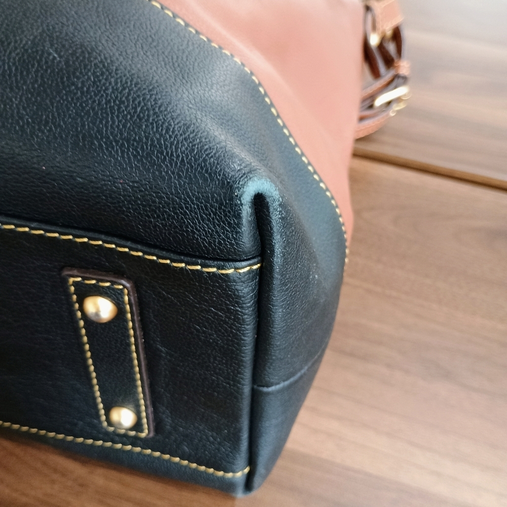 Dooney & Bourke Tan and Black Leather Hobo Bag - Picture 6 of 15